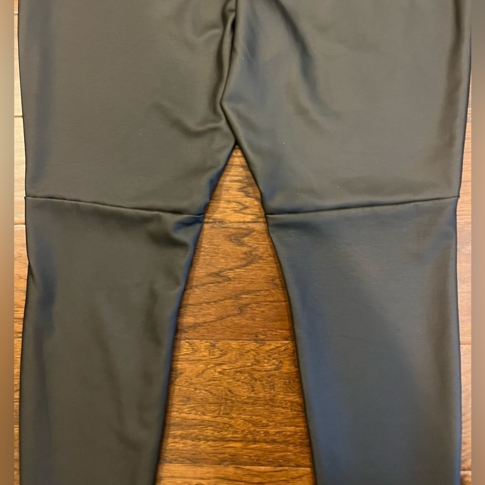 Lane Bryant Women’s Black Leggings Pull On High Waist Faux Leather Size 18/20 - Picture 6 of 8